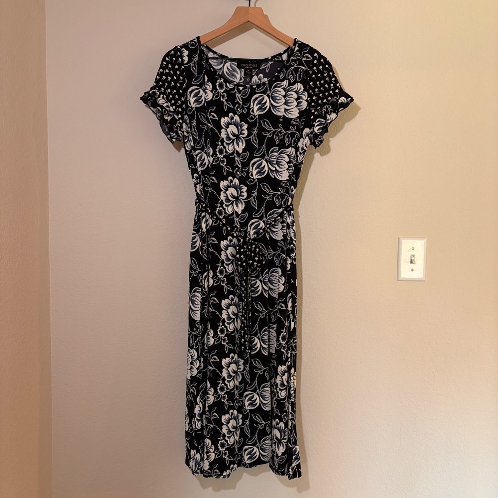 Perceptions Midi Dress Size M Floral Navy Blue Classic Feminine